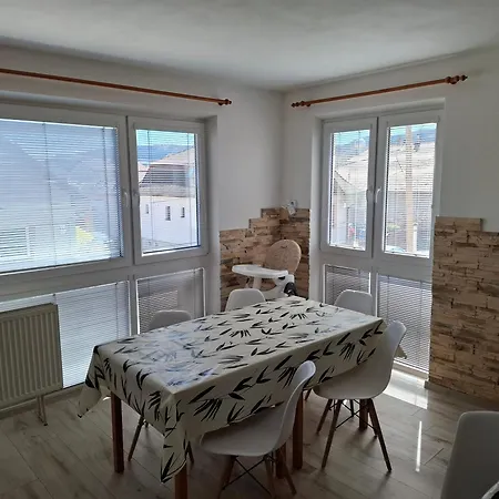 Konukevi Mayka 3*